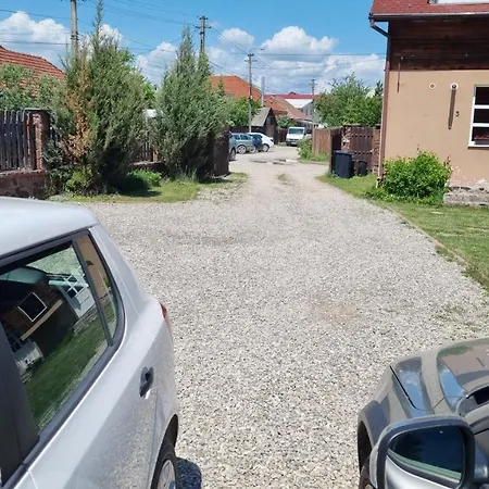 Lend Apartman In The Garden Miercurea Ciuc Exterior photo