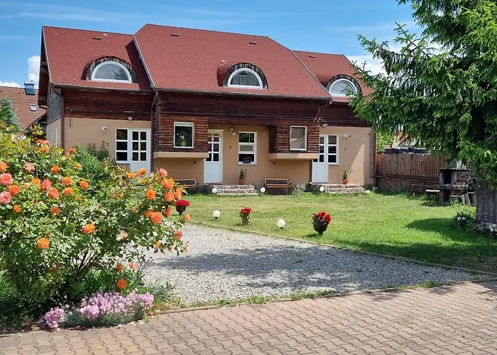 Lend Apartman In The Garden