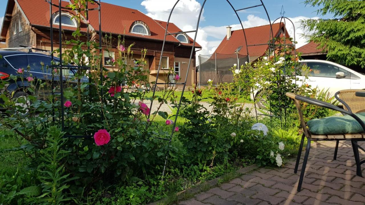 Apartment Lend In The Garden *